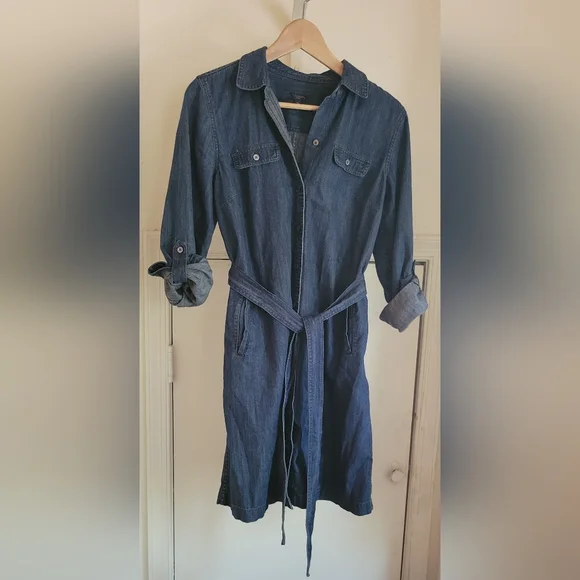 Talbots Shirt Dress Womens Size 10P Denim Long Sleeve Button Up Belted P2P 19" - Picture 2 of 9